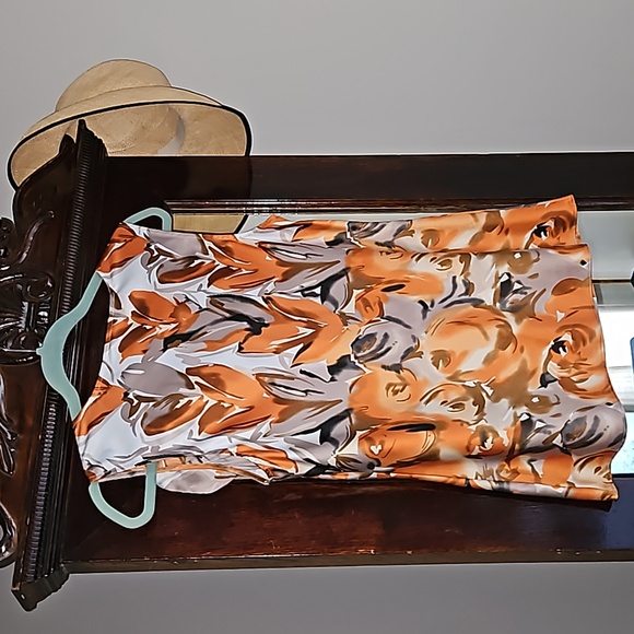 🥰The Limited satin sleeveless - Picture 2 of 4